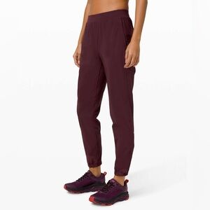 Lululemon Adapted State Jogger - High Rise 28”